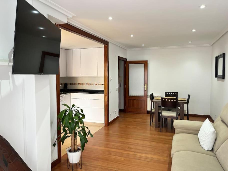 Piso Acogedor Y Centrico Apartment Santoña Екстериор снимка